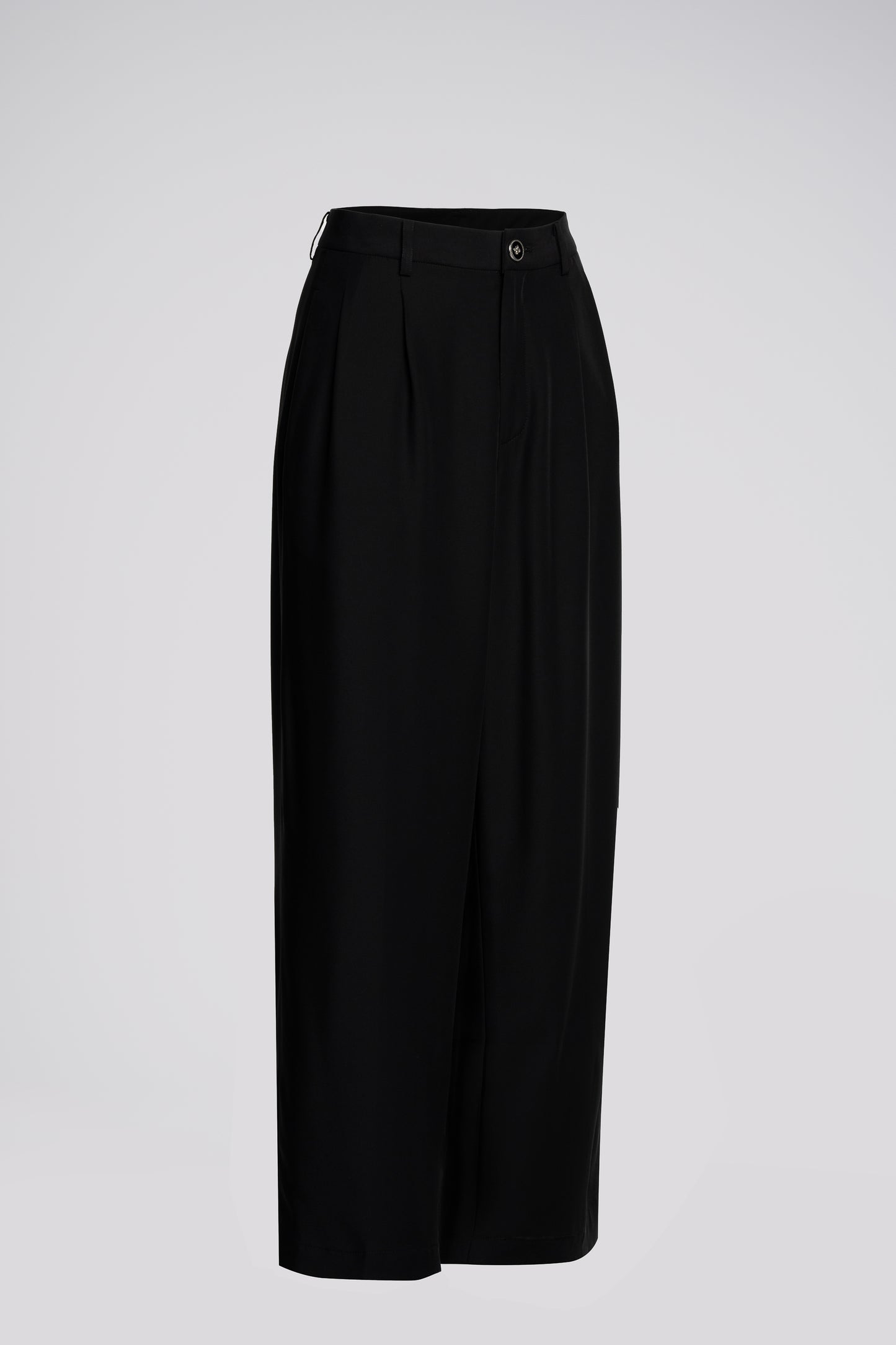 Pleated Petite Wide Leg Pants in Black